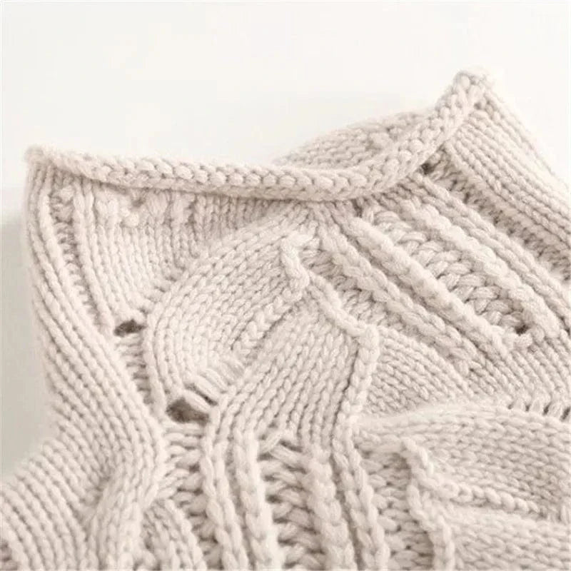 Kelly – Cashmere Cable Knit Turtleneck